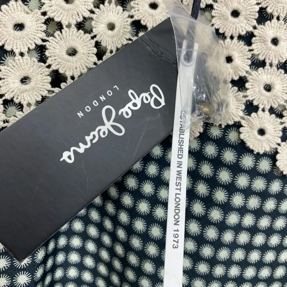 PEPE JEANS Dulwich Natalie crochet detail top size xxs - Picture 2 of 5